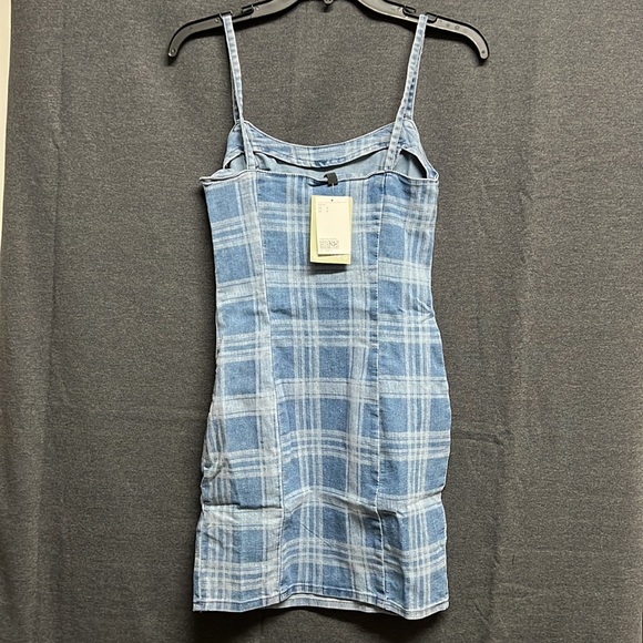 💥3/$15💥NWT - H&M Divided Fitted Denim Dress in Blue - Size Small - Picture 11 of 14